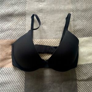 Fits Everybody Black Bra